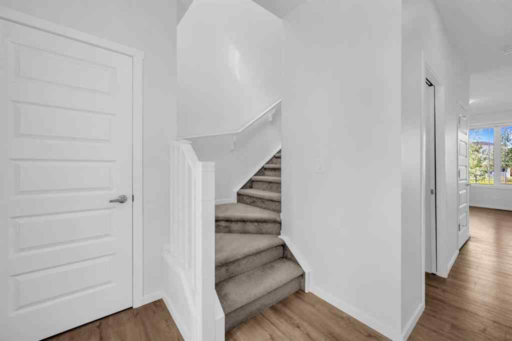 MLS® A2253883 - 641 Southwinds Close SW in Southwinds Airdrie, Residential