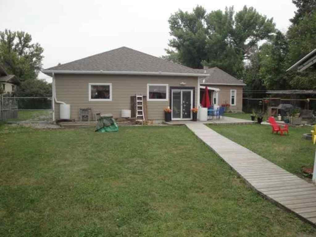 MLS® A2253884 - 73 West 1st Avenue N in NONE Magrath, Residential