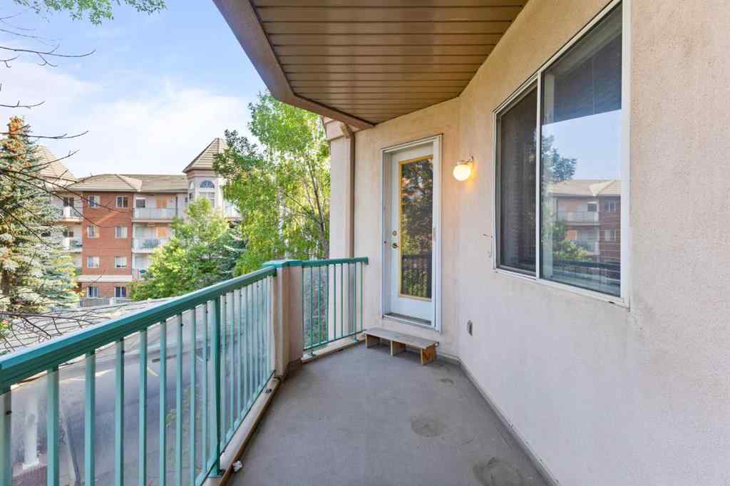 MLS® A2253885 - Unit #321 200 Lincoln Way SW in Lincoln Park Calgary, Residential