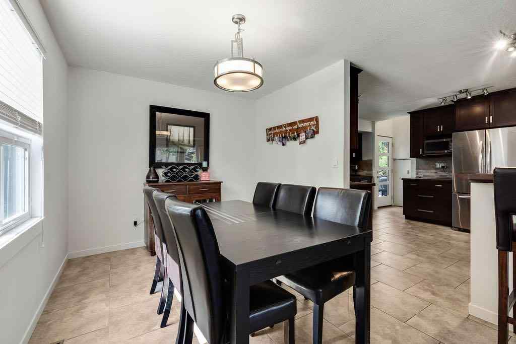 MLS® A2253886 - 12 Suntree Lane  in NONE Okotoks, Residential