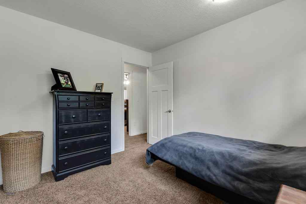 MLS® A2253886 - 12 Suntree Lane  in NONE Okotoks, Residential