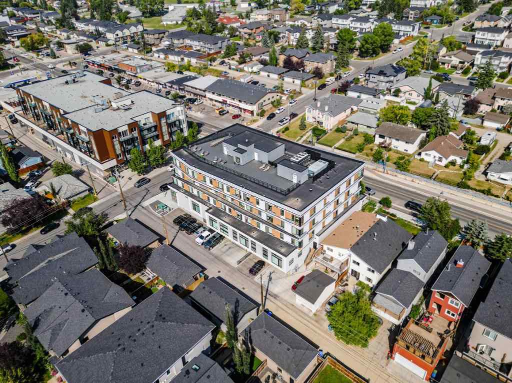 MLS® A2253889 - 4535 Bowness Road NW in Montgomery Calgary, Commercial