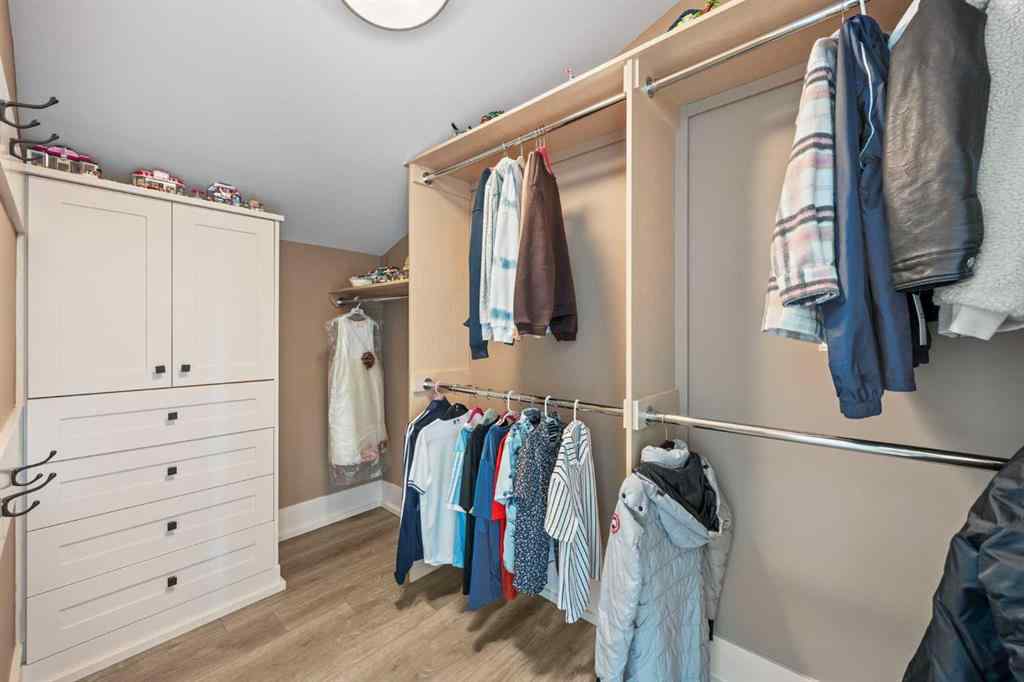 MLS® A2253895 - 242125 Windhorse Way  in Springbank Rural Rocky View County, Residential