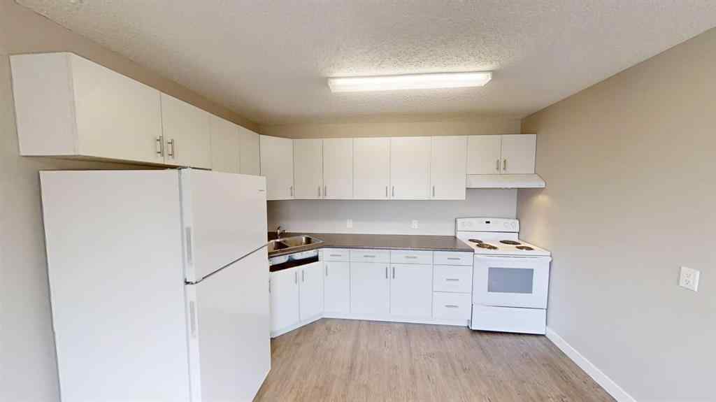 MLS® A2253896 - Unit #302 9926 105 Avenue  in VLA Montrose Grande Prairie, Rental