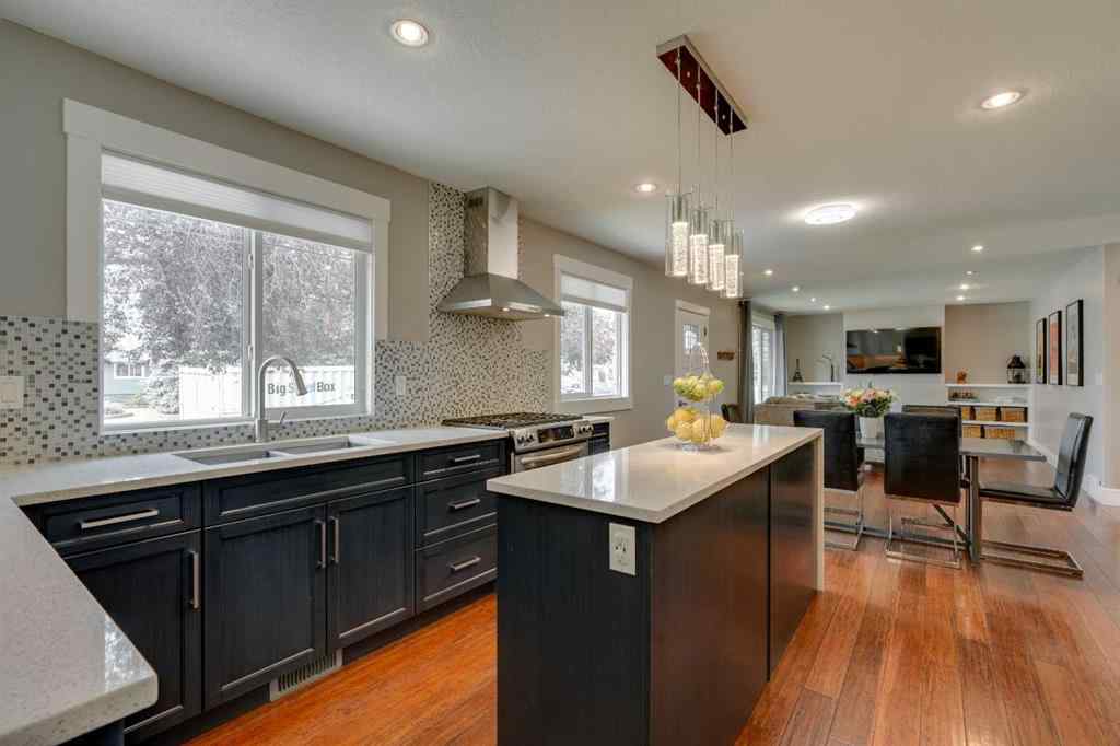 MLS® A2253904 - 2444 45 Street SE in Forest Lawn Calgary, Residential