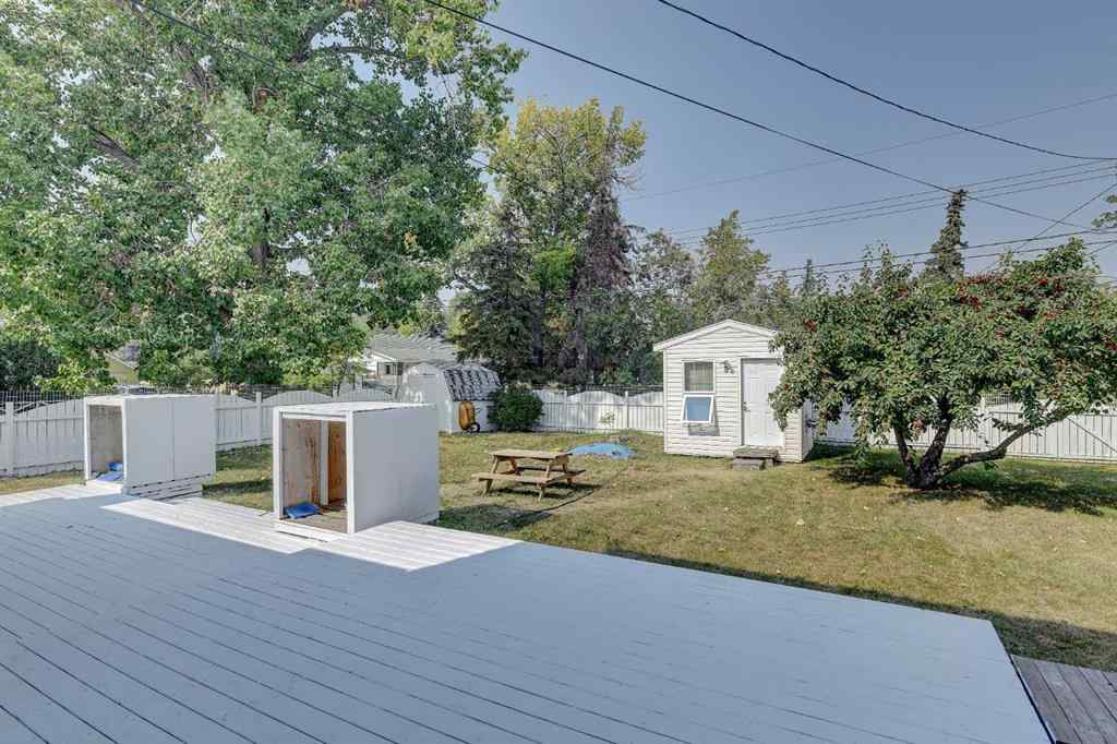 MLS® A2253906 - 10132 93 Avenue  in Swanavon Grande Prairie, Residential