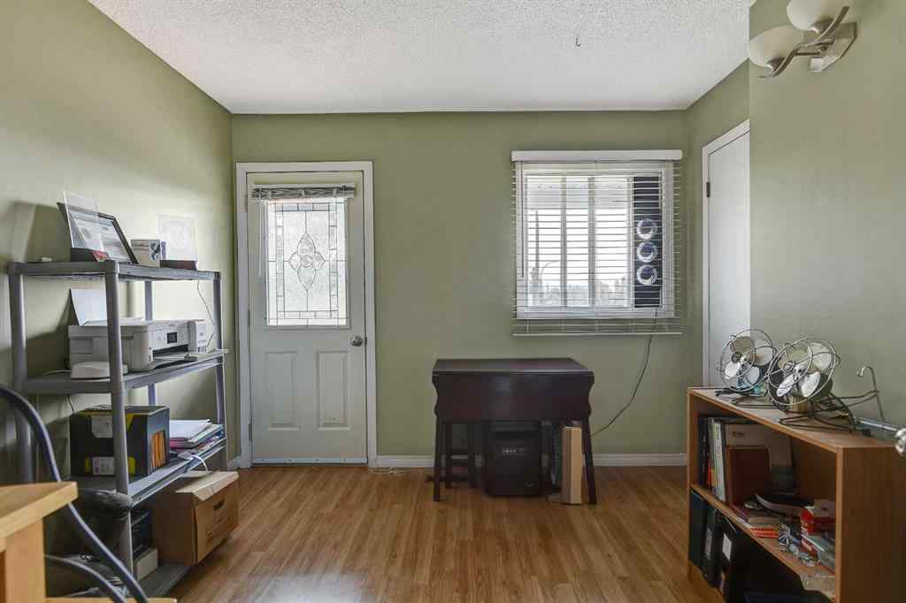 MLS® A2253906 - 10132 93 Avenue  in Swanavon Grande Prairie, Residential
