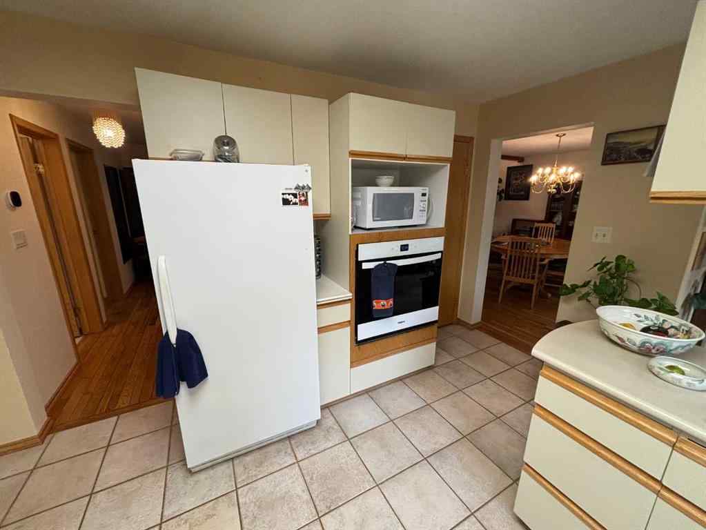 MLS® A2253909 - 9602 71 Avenue  in North End Peace River, Residential