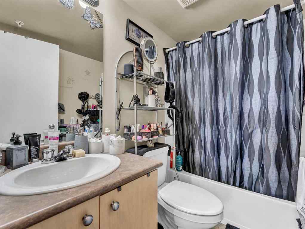MLS® A2253913 - Unit #304 1648 Saamis Drive NW in Northwest Crescent Heights Medicine Hat, Residential