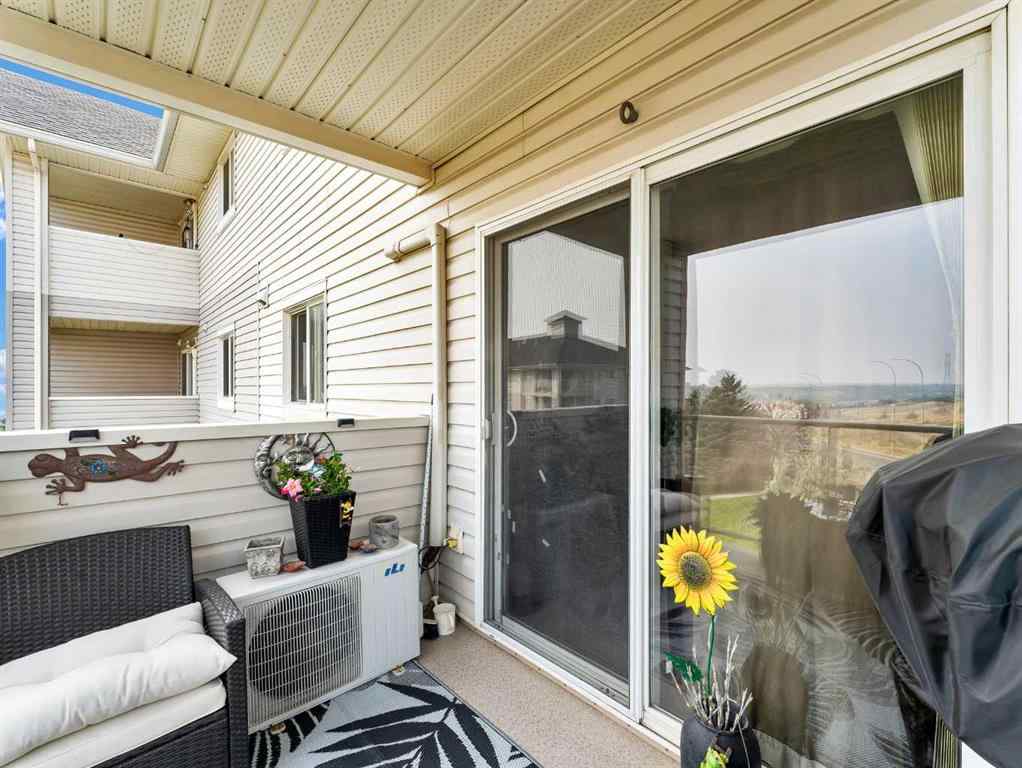 MLS® A2253913 - Unit #304 1648 Saamis Drive NW in Northwest Crescent Heights Medicine Hat, Residential