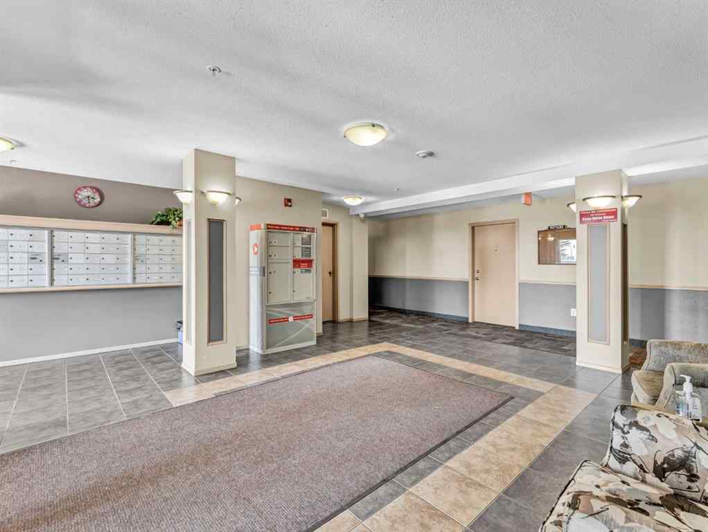 MLS® A2253913 - Unit #304 1648 Saamis Drive NW in Northwest Crescent Heights Medicine Hat, Residential