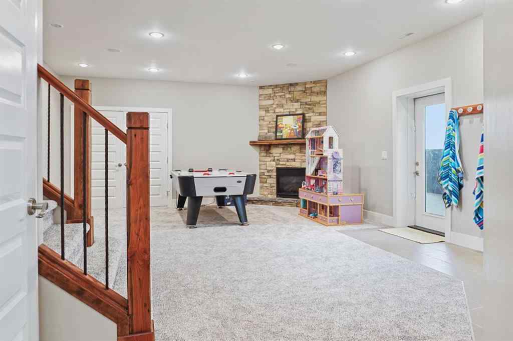 MLS® A2253914 - 90044 Range Rd 200   in NONE Rural Lethbridge County, Residential