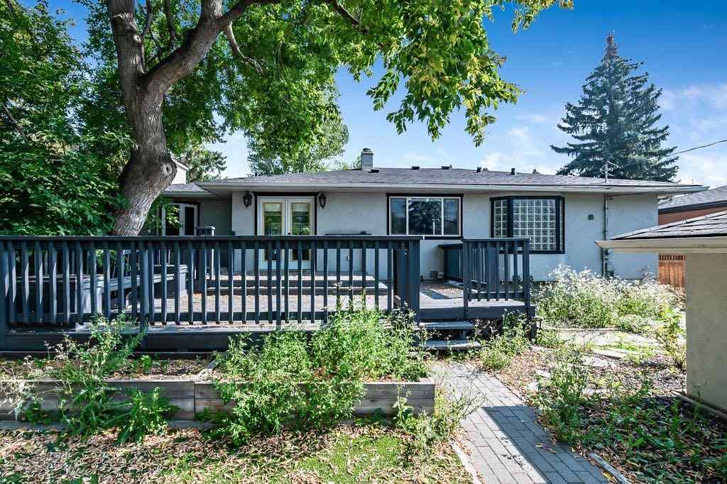MLS® A2253918 - 41 Mackay Drive SW in Meadowlark Park Calgary, Residential