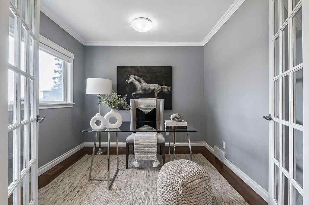 MLS® A2253918 - 41 Mackay Drive SW in Meadowlark Park Calgary, Residential