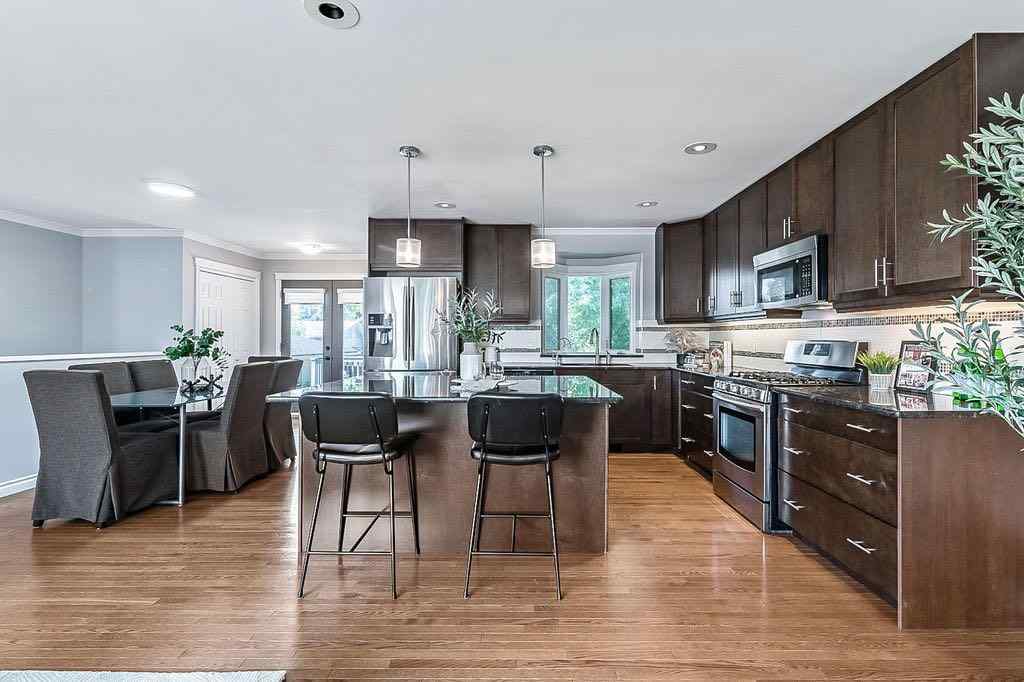 MLS® A2253918 - 41 Mackay Drive SW in Meadowlark Park Calgary, Residential