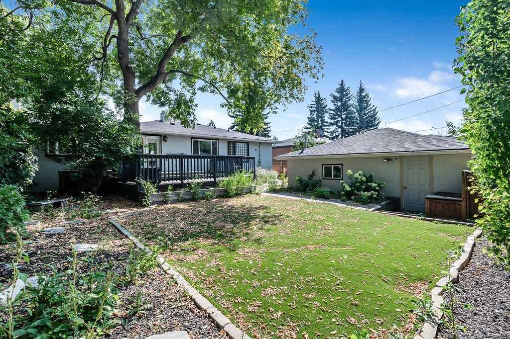 MLS® A2253918 - 41 Mackay Drive SW in Meadowlark Park Calgary, Residential