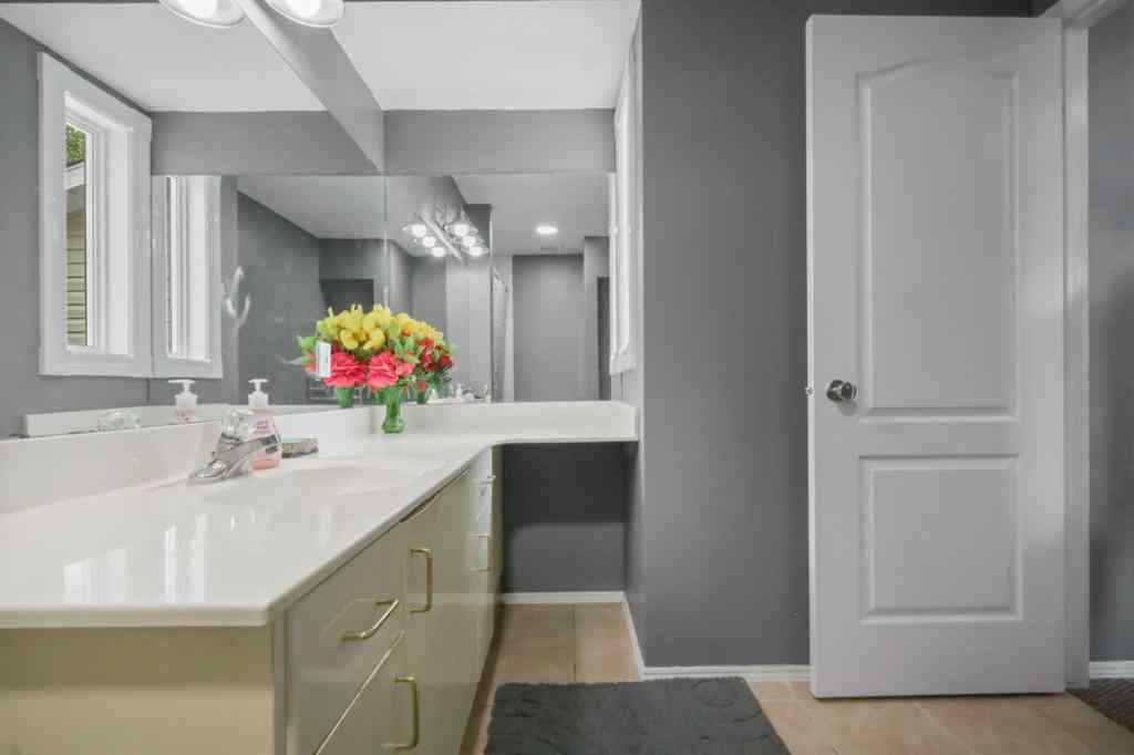 MLS® A2253920 - 140 Coventry Green NE in Coventry Hills Calgary, Residential