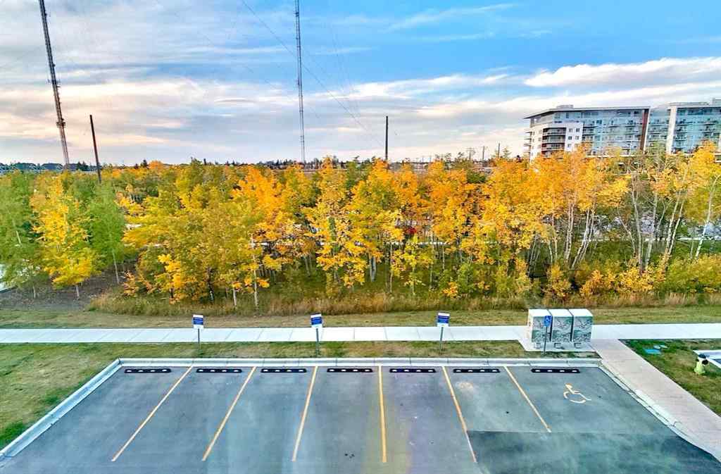 MLS® A2253921 - 405 Wentworth Row SW in West Springs Calgary, Residential
