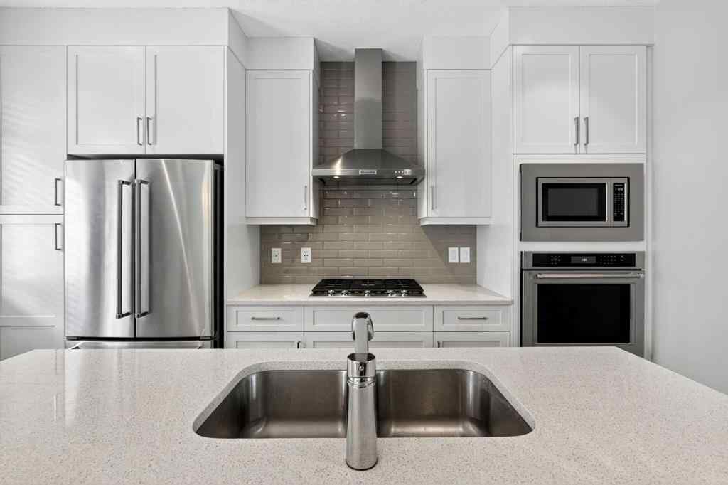 MLS® A2253921 - 405 Wentworth Row SW in West Springs Calgary, Residential