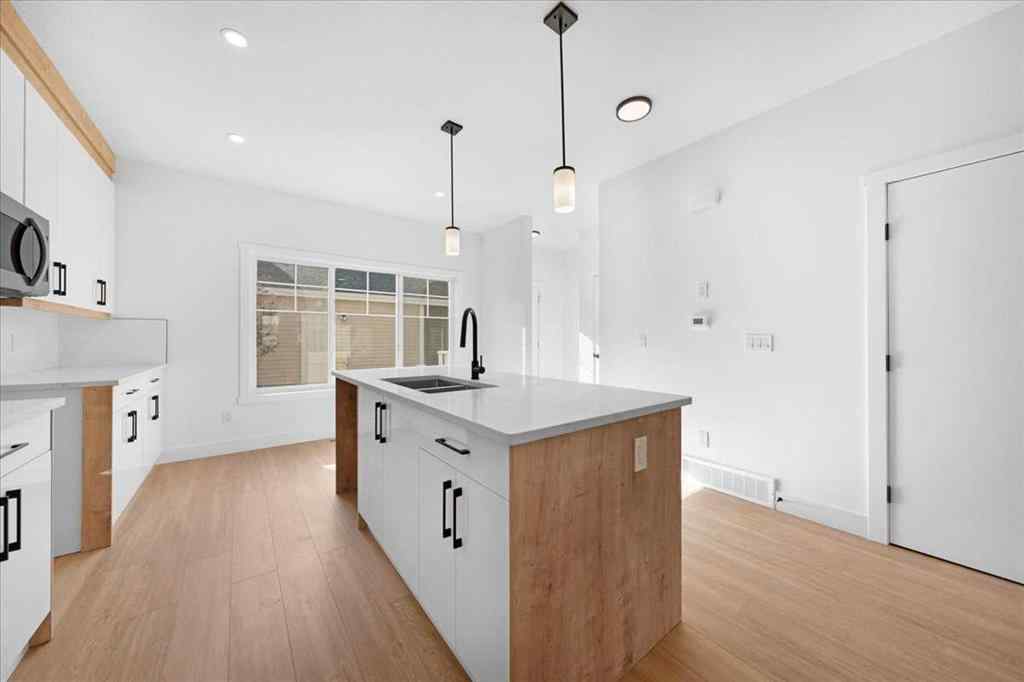 MLS® A2253923 - 7 Baysprings Terrace SW in Baysprings Airdrie, Residential