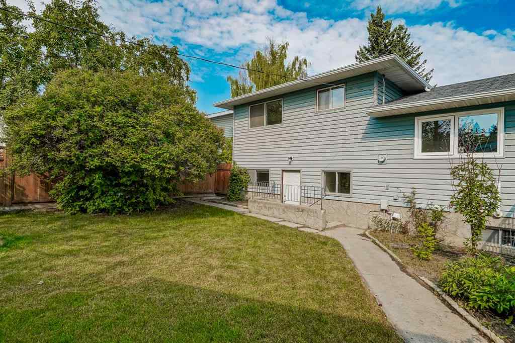 MLS® A2253929 - 7323 Silver Mead Road NW in Silver Springs Calgary, Residential