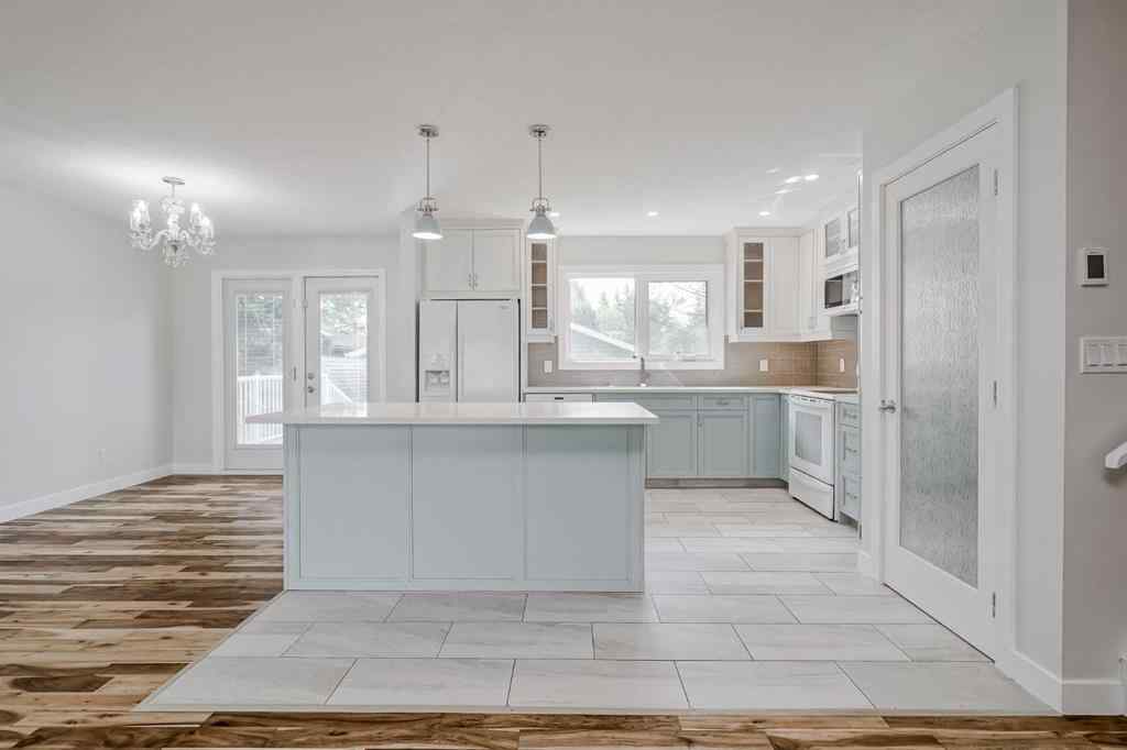 MLS® A2253929 - 7323 Silver Mead Road NW in Silver Springs Calgary, Residential