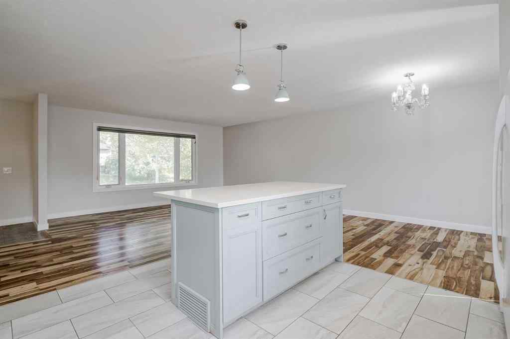 MLS® A2253929 - 7323 Silver Mead Road NW in Silver Springs Calgary, Residential