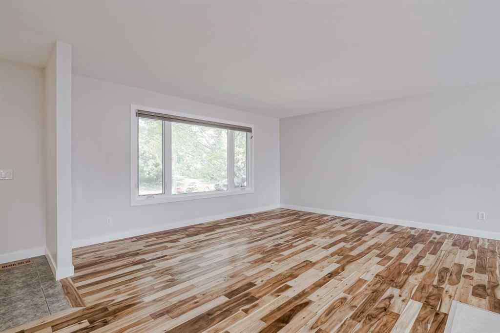 MLS® A2253929 - 7323 Silver Mead Road NW in Silver Springs Calgary, Residential