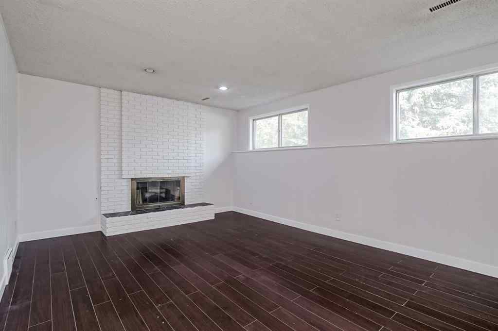 MLS® A2253929 - 7323 Silver Mead Road NW in Silver Springs Calgary, Residential