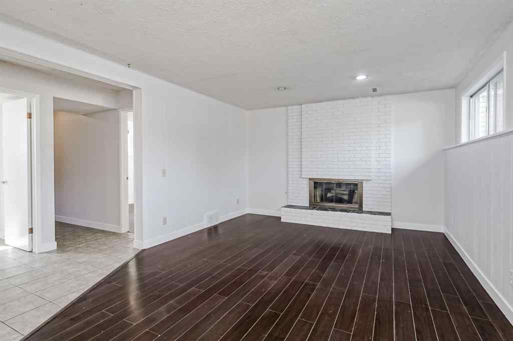 MLS® A2253929 - 7323 Silver Mead Road NW in Silver Springs Calgary, Residential