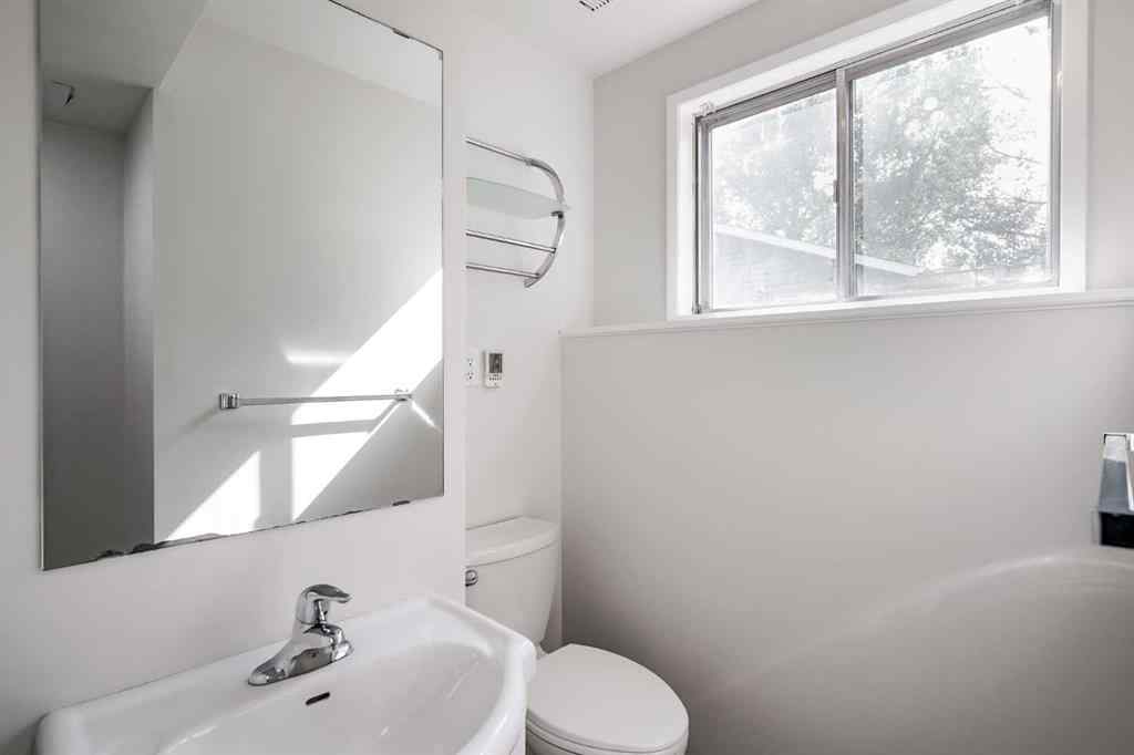 MLS® A2253929 - 7323 Silver Mead Road NW in Silver Springs Calgary, Residential
