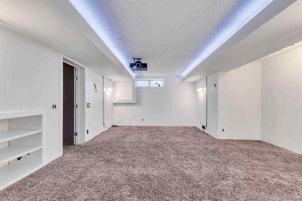 MLS® A2253930 - 129 Edgebrook Gardens NW in Edgemont Calgary, Residential