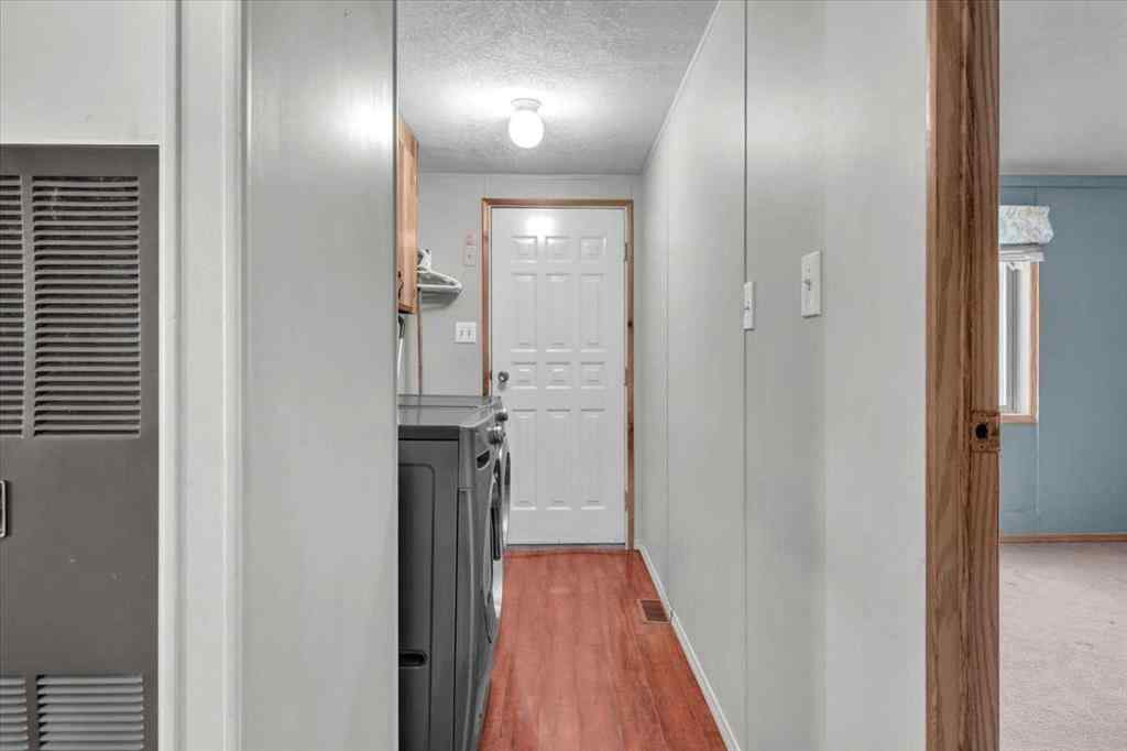MLS® A2253934 - 294 Burroughs Circle NE in Montgomery Calgary, Mobile