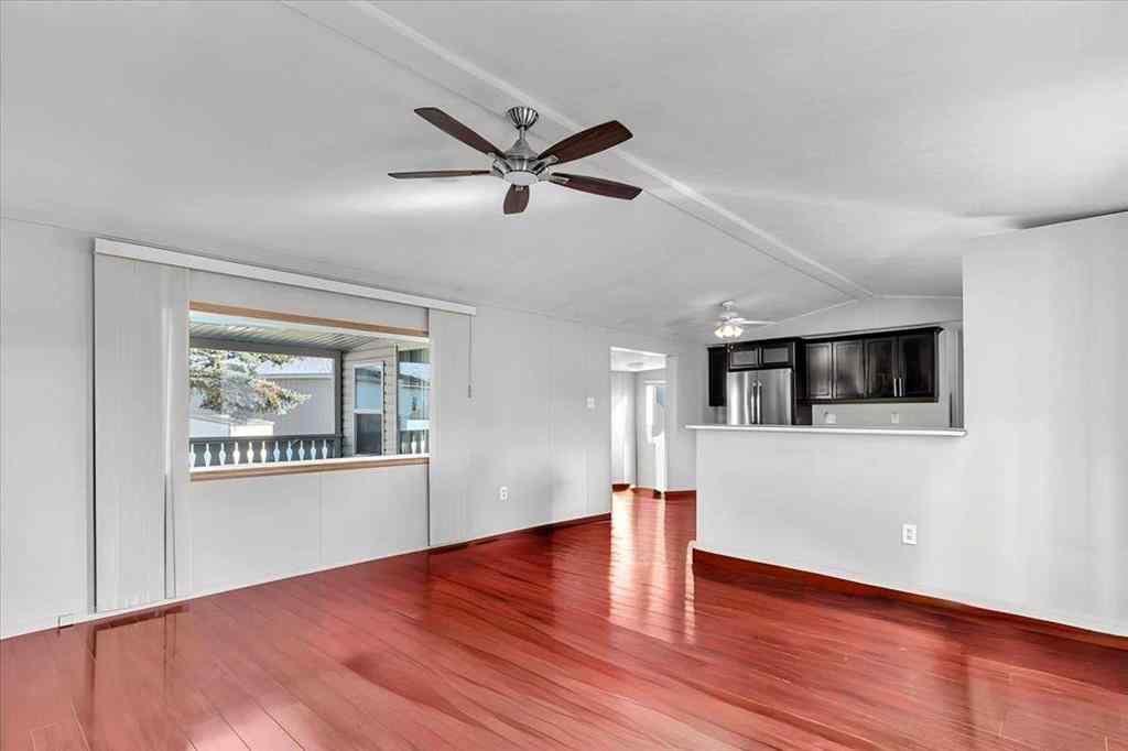 MLS® A2253934 - 294 Burroughs Circle NE in Montgomery Calgary, Mobile