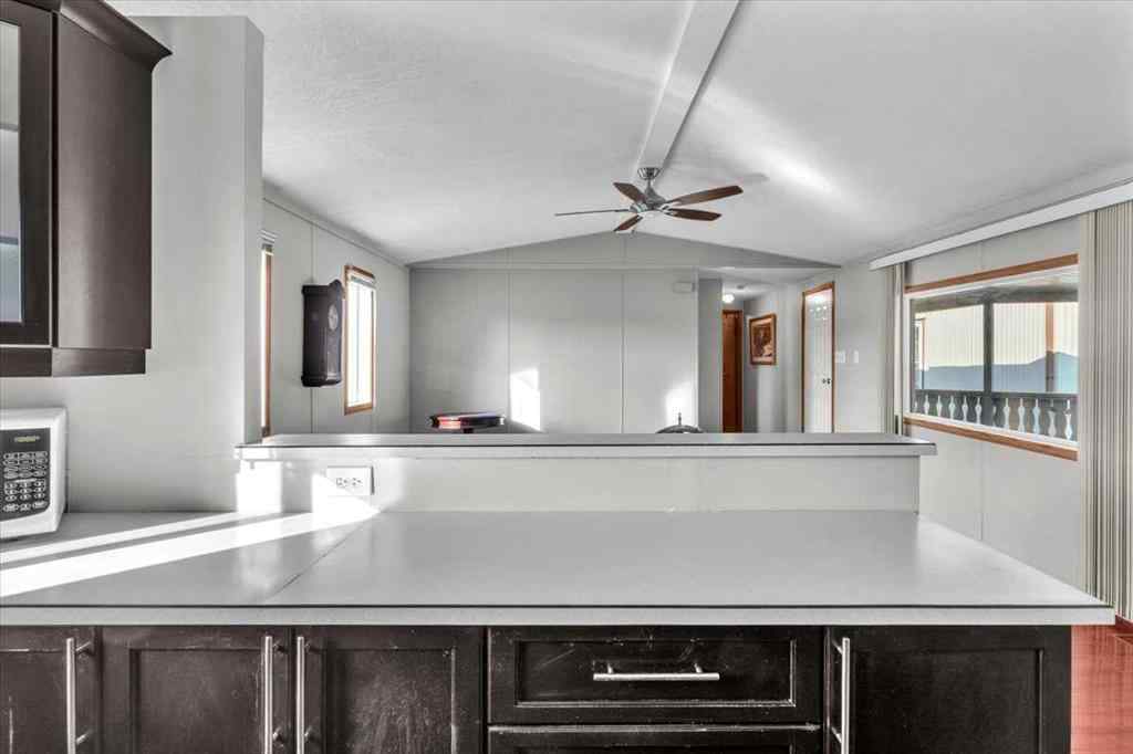 MLS® A2253934 - 294 Burroughs Circle NE in Montgomery Calgary, Mobile