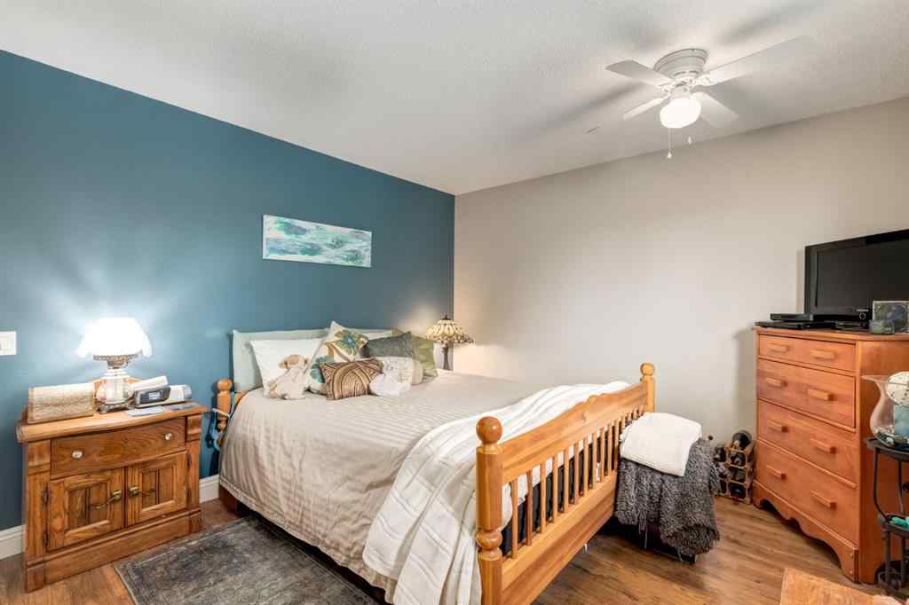 MLS® A2253935 - 11754 Canfield Road SW in Canyon Meadows Calgary, Residential