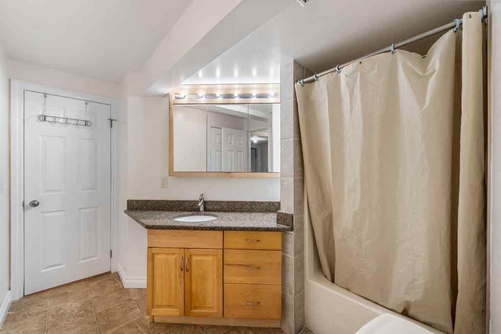 MLS® A2253939 - 57 Somerglen Park SW in Somerset Calgary, Residential