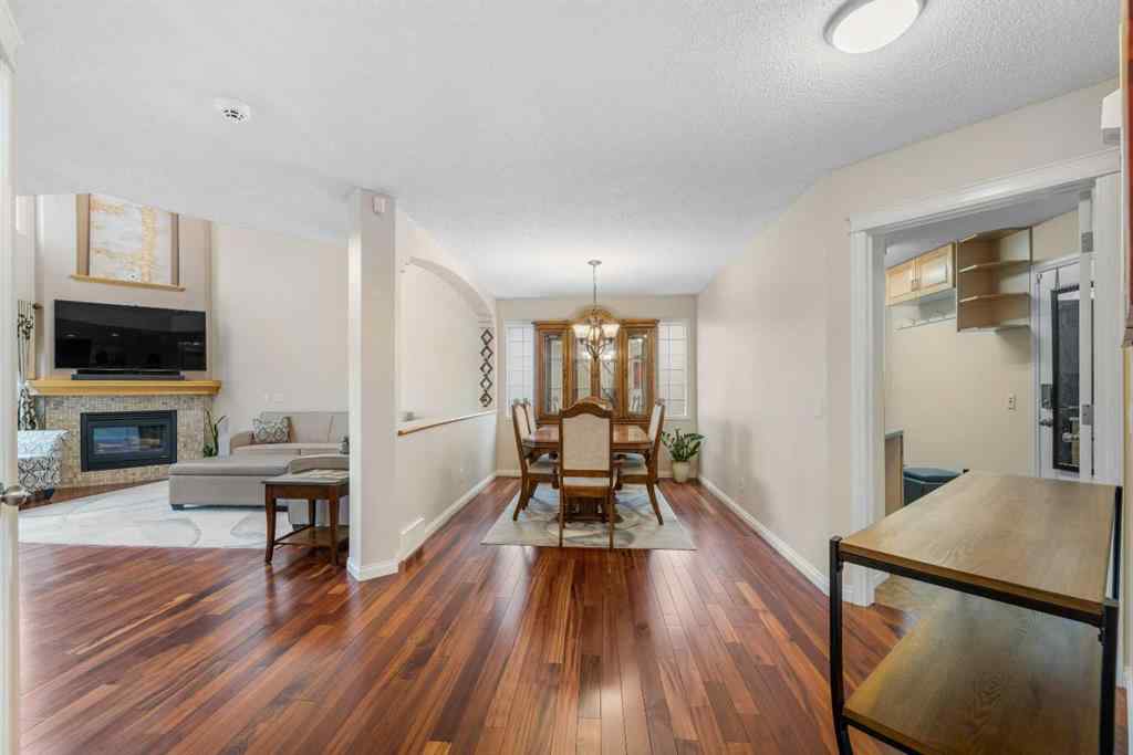 MLS® A2253939 - 57 Somerglen Park SW in Somerset Calgary, Residential