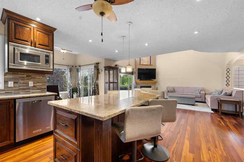 MLS® A2253939 - 57 Somerglen Park SW in Somerset Calgary, Residential