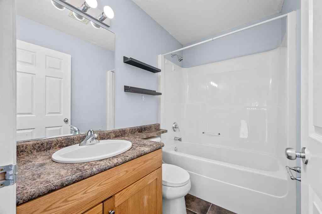 MLS® A2253942 - 4739 18 Street  in Wallacefield Lloydminster, Residential