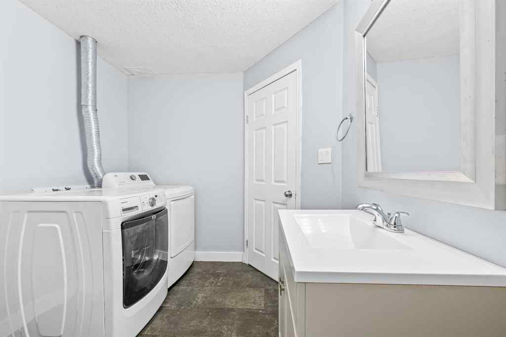 MLS® A2253942 - 4739 18 Street  in Wallacefield Lloydminster, Residential