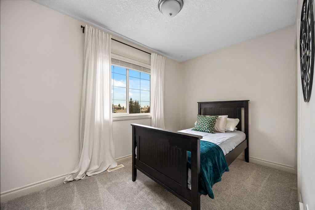 MLS® A2253946 - 181 Gleneagles View  in GlenEagles Cochrane, Residential