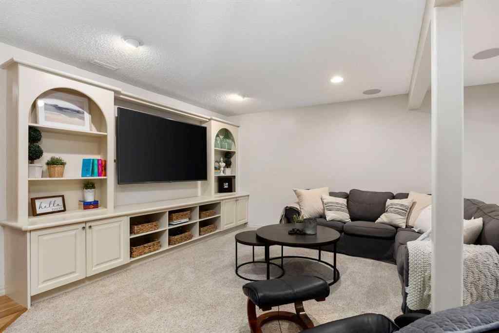 MLS® A2253946 - 181 Gleneagles View  in GlenEagles Cochrane, Residential