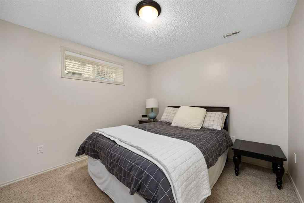 MLS® A2253946 - 181 Gleneagles View  in GlenEagles Cochrane, Residential