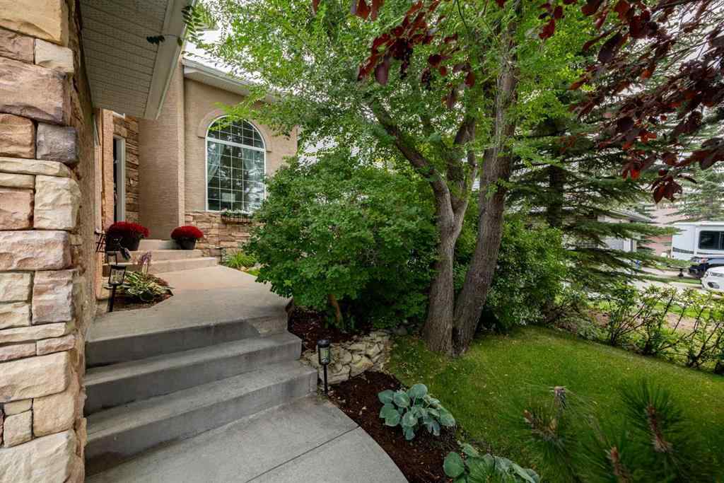 MLS® A2253946 - 181 Gleneagles View  in GlenEagles Cochrane, Residential