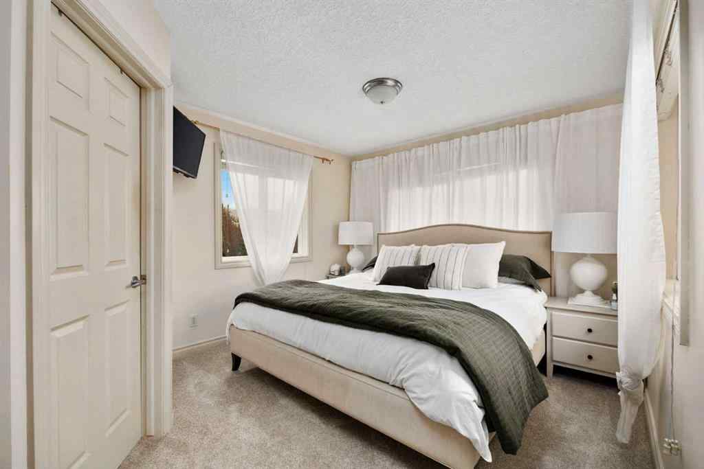 MLS® A2253946 - 181 Gleneagles View  in GlenEagles Cochrane, Residential