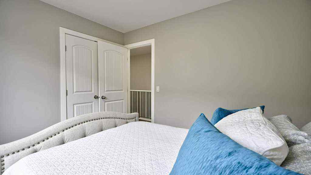 MLS® A2253950 - 145 Kinniburgh Gardens  in Kinniburgh North Chestermere, Residential