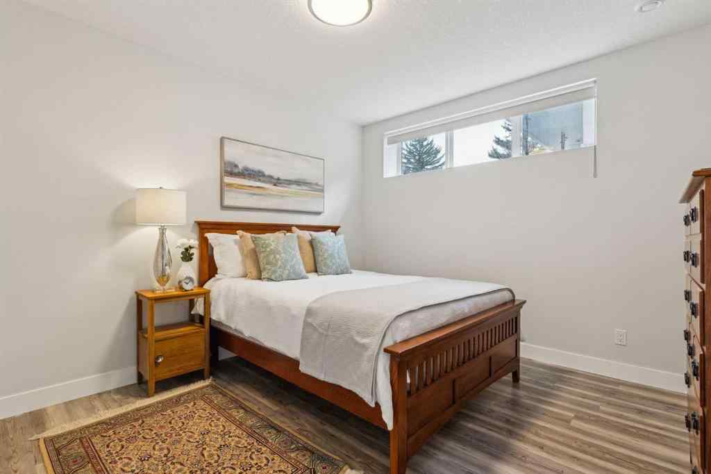 MLS® A2253955 - 10 Glenmount Crescent SW in Glendale Calgary, Residential