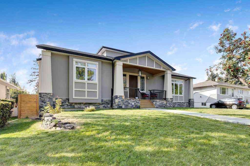 MLS® A2253955 - 10 Glenmount Crescent SW in Glendale Calgary, Residential
