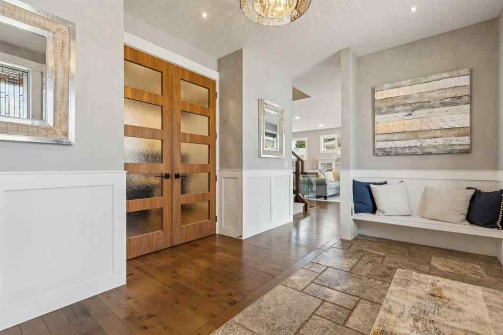 MLS® A2253955 - 10 Glenmount Crescent SW in Glendale Calgary, Residential